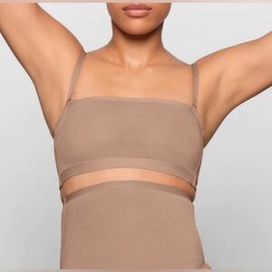 SKIMS Power Mesh Sculpt Bandeau Bralette 2X